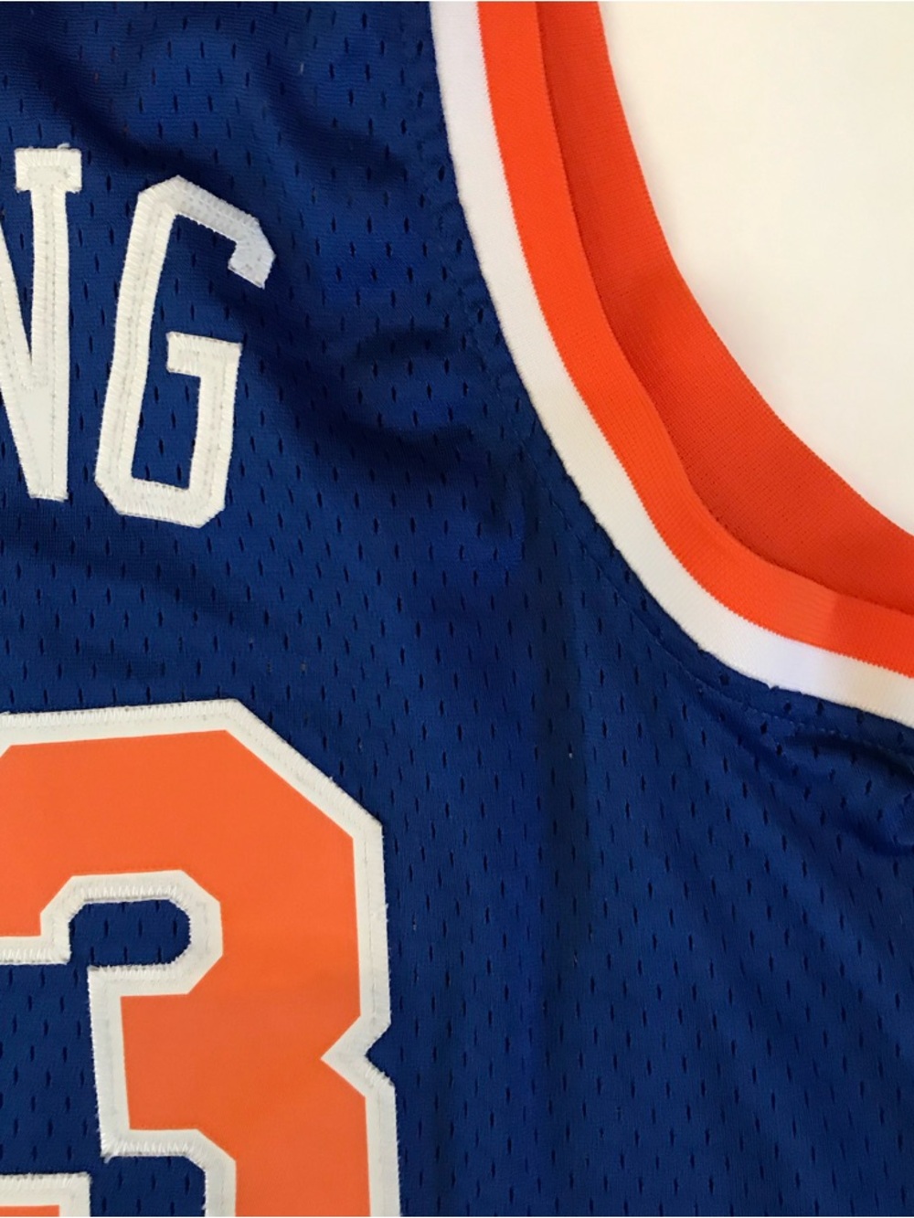 Adidas NY Knicks #33 Basketball Jersey Hardwood Classics Blue Orange S +2 - Picture 13 of 13